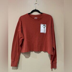 Hollister crewneck crop top size Small